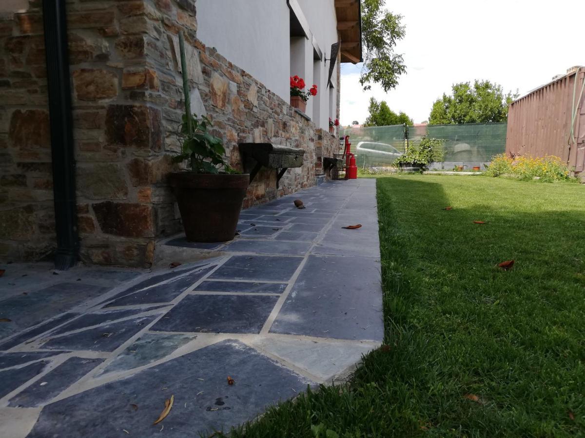 Albergue La Medina De Camponaraya Bagian luar foto