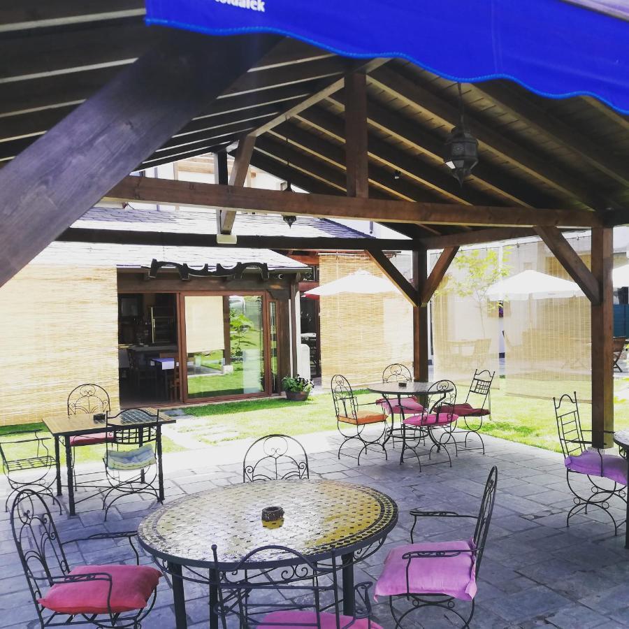 Albergue La Medina De Camponaraya Bagian luar foto
