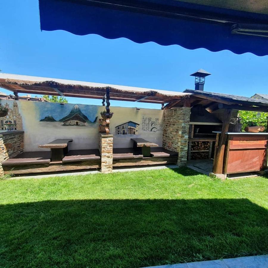 Albergue La Medina De Camponaraya Bagian luar foto
