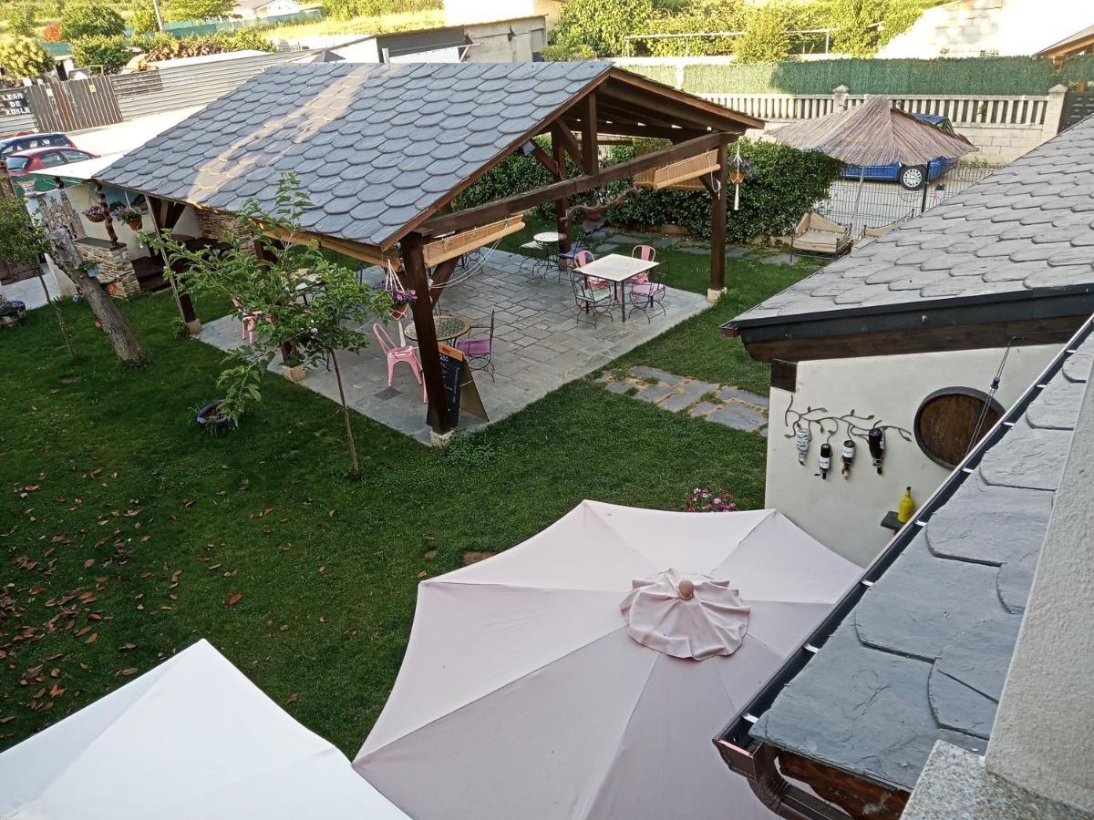 Albergue La Medina De Camponaraya Bagian luar foto