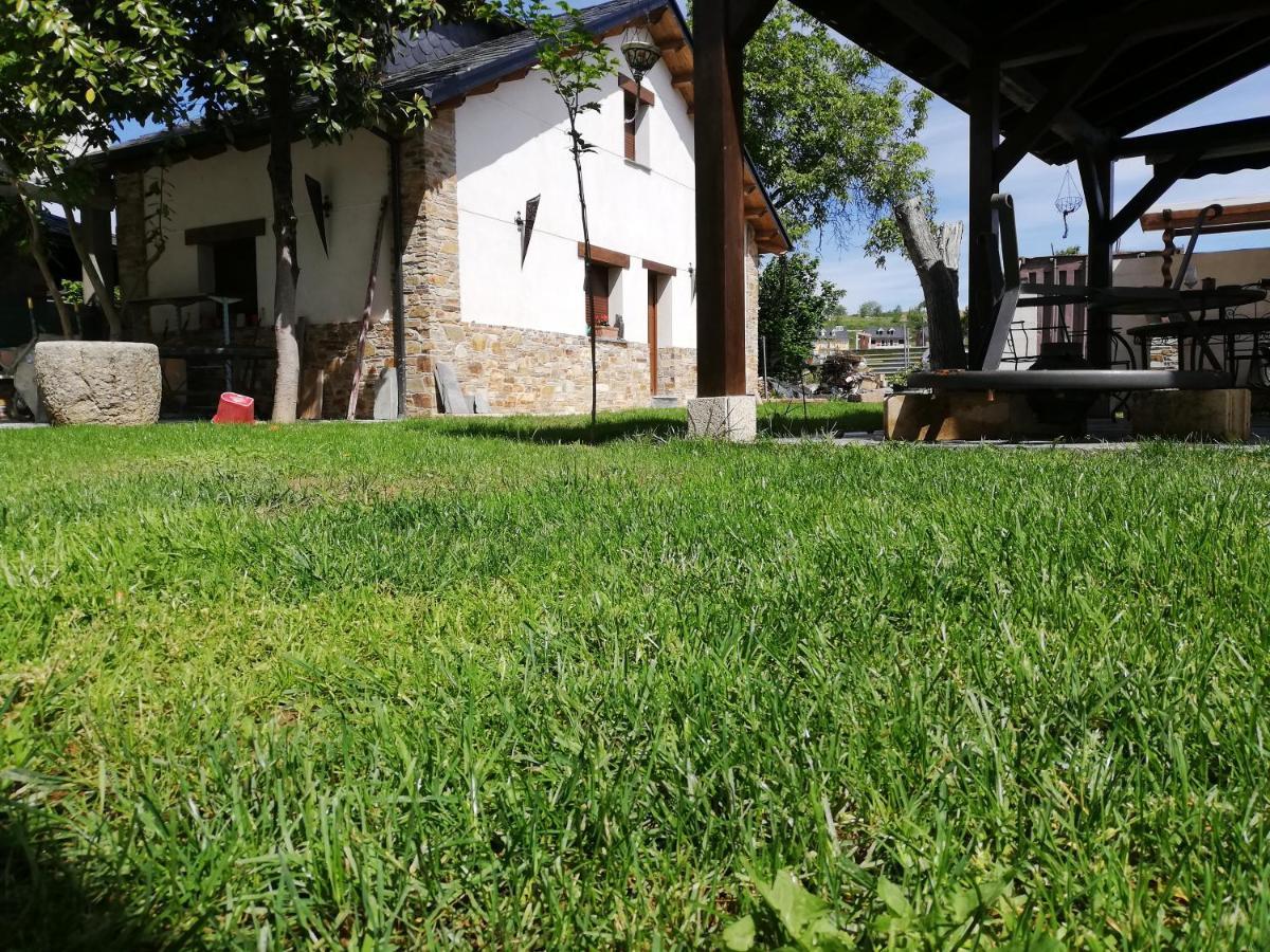 Albergue La Medina De Camponaraya Bagian luar foto